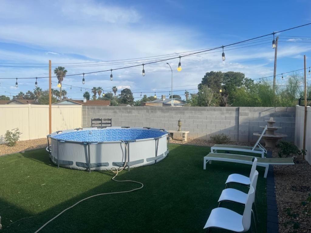 Vic'S 3 Bedroom 4Beds & Pool Centrally Located! Las Vegas Esterno foto